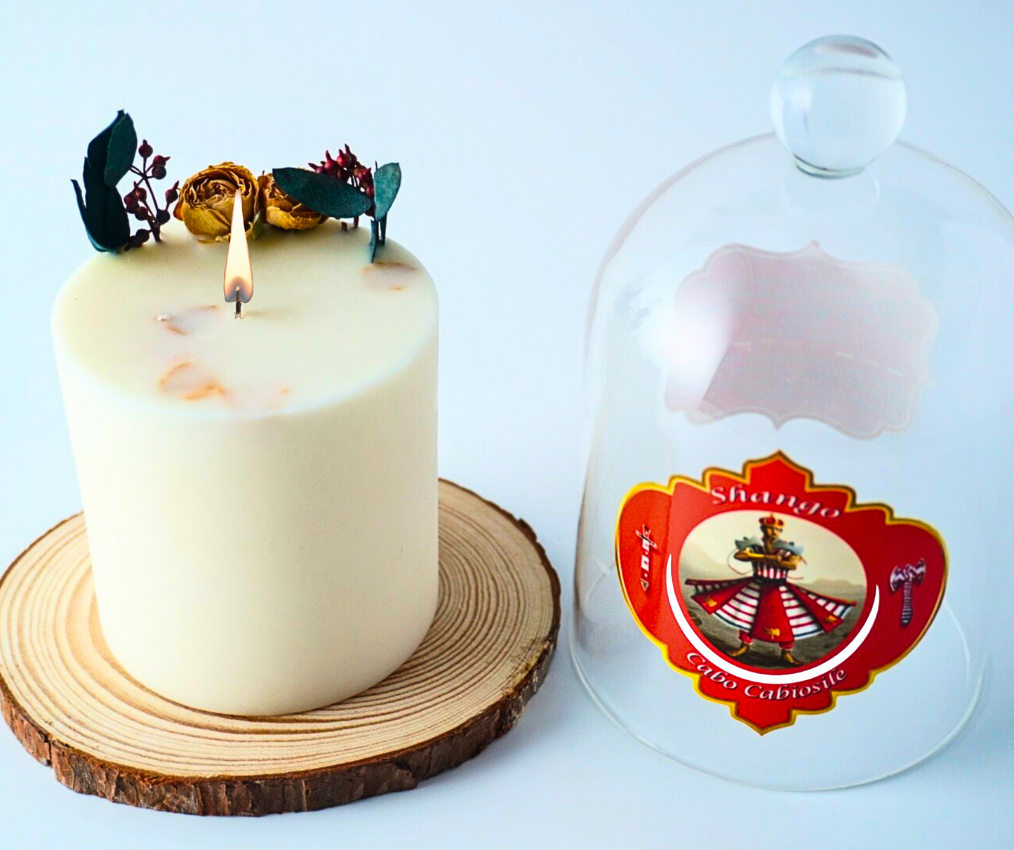 Vela de Lujo para Shango – Aroma de Rosas, Fuerza y Pasión Divina - Luxury Candle for Shango – Rose Scent, Divine Strength & Passion