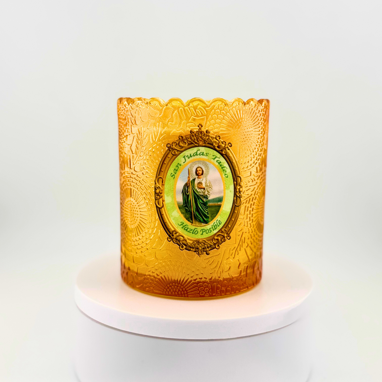 Vela para San Judas Tadeo Patrono de las causas imposibles y protector en los momentos de desesperación. Religious Prayer Candle, 3 x 4 inches, Decorative Glass Holder with Floral Pattern