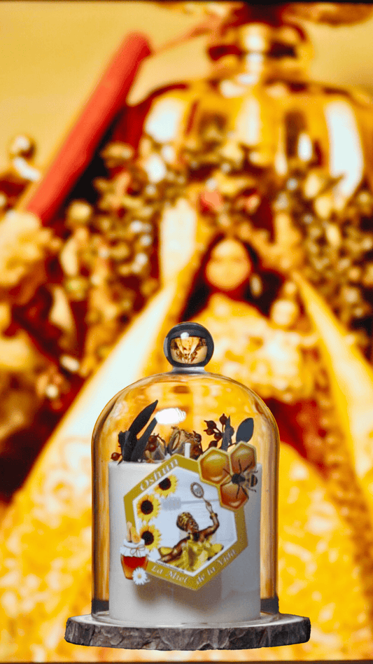 Vela de lujo para Oshun con aroma de Rosas, atrae amor y Dulzura - Luxury Candle for Oshun – Rose Scent, Love & Sweetness Attraction