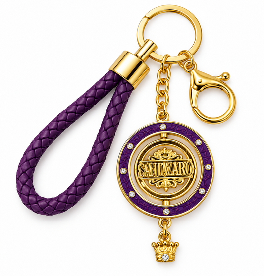 Llavero San Lázaro Premium con Medallón Giratorio de 45 mm – Morado y Dorado
